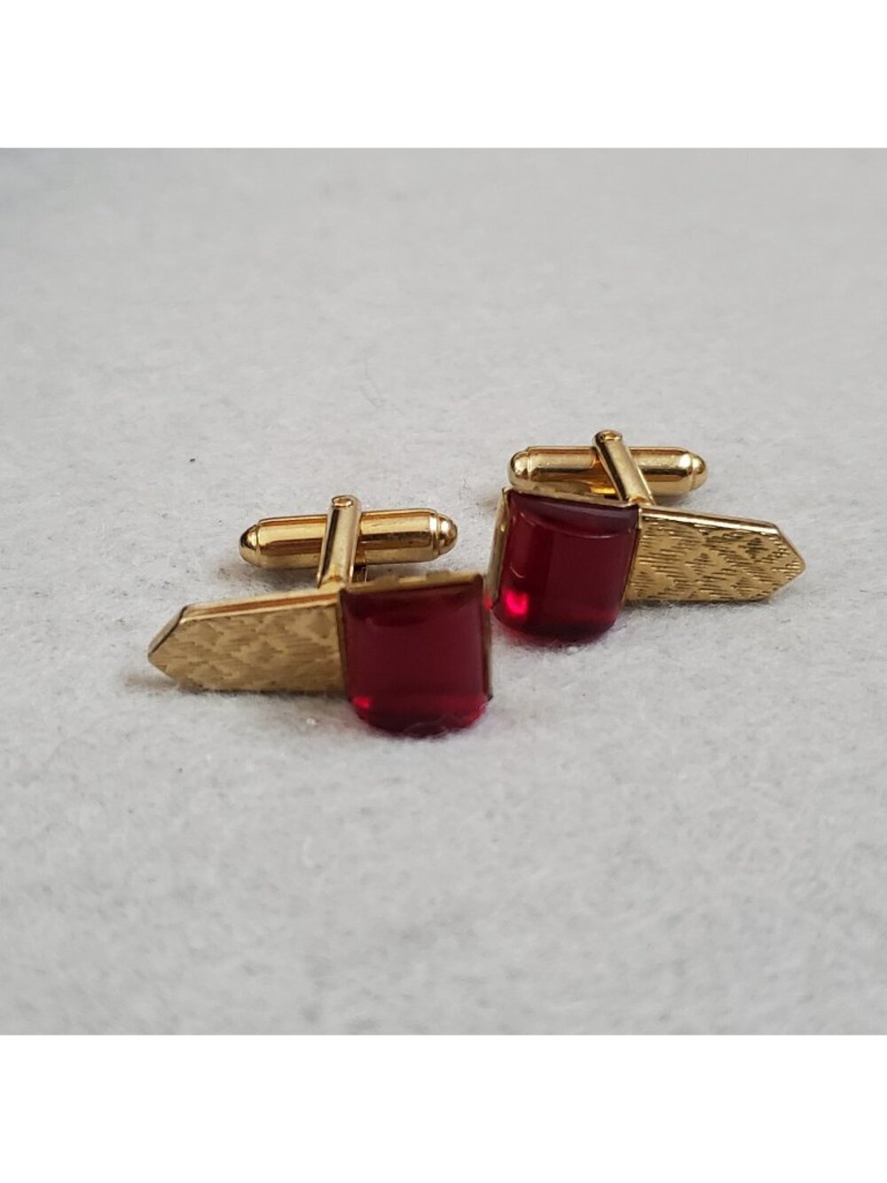 Vintage Anson Cufflinks Red Lucite Etched Gold Tone Art Deco 1"